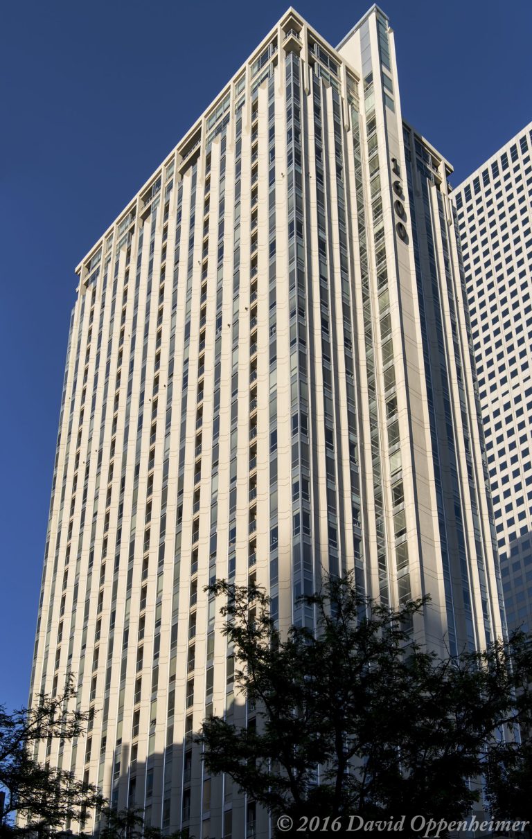 1600 Glenarm Place Apartments in Denver