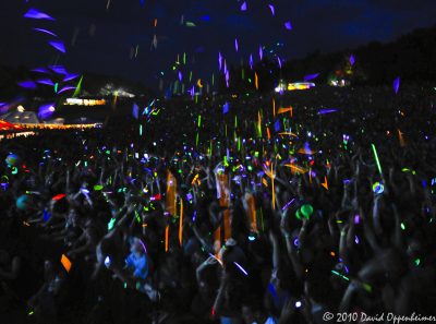 Bassnectar Glow Stick War