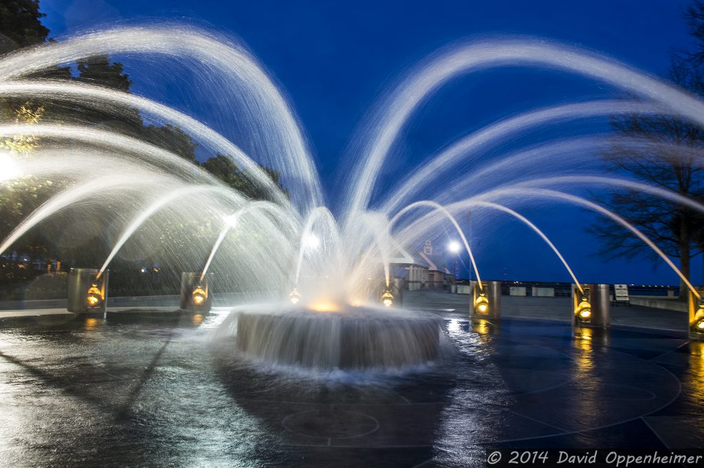 Fountain at Waterfront Park in Charleston