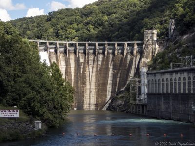 Cheoah Dam on the Little Tennesse River Cheoah Dam on the Little Tennesse River