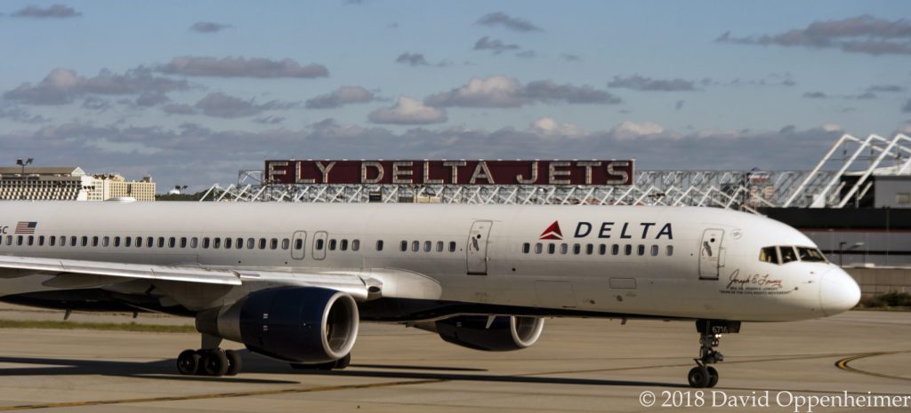 Delta Air Lines Jet at Hartsfield–Jackson Atlanta International Airport