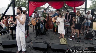 Edward Sharpe and the Magnetic Zeros Edward Sharpe and the Magnetic Zeros