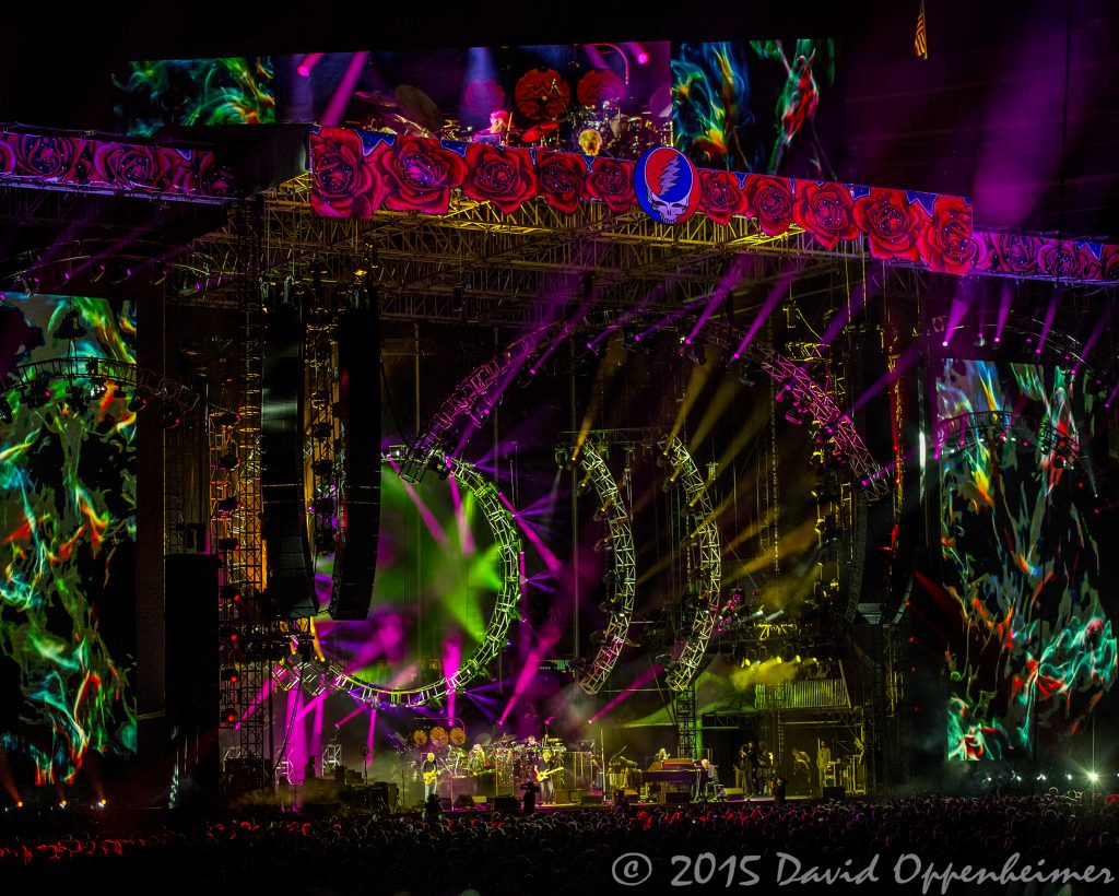 The Grateful Dead at Soldier Field Fare Thee Well