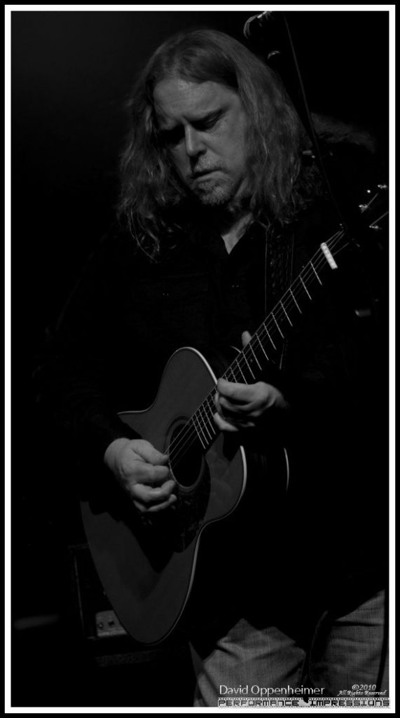 Warren Haynes at the Warren Haynes Christmas Jam Pre-Jam – Xmas Jam 2010