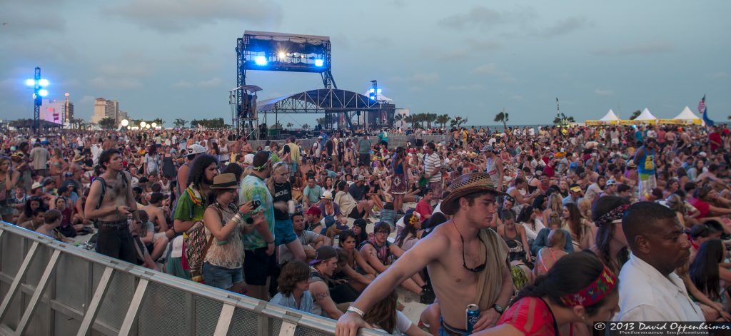 Hangout Music Festival Crowd Photos
