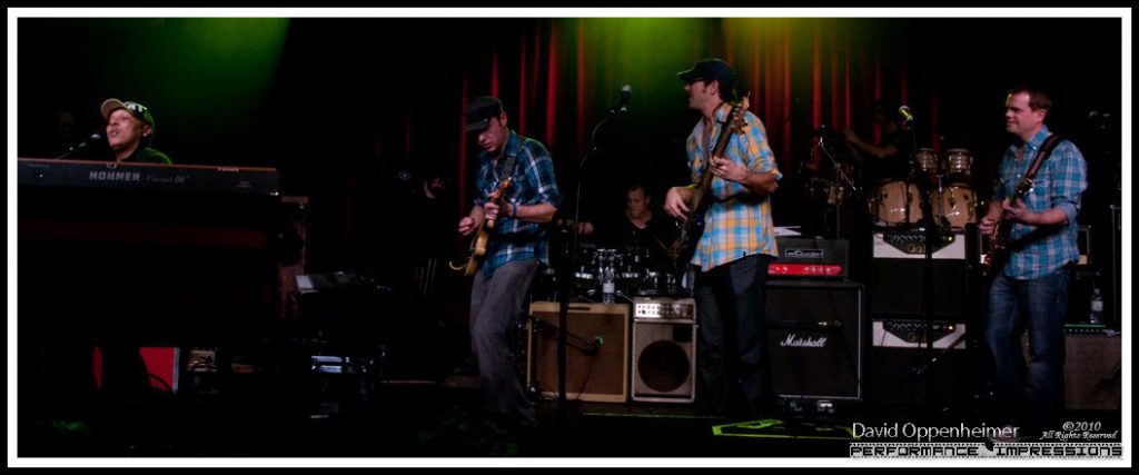 Umphrey’s McGee with Ivan Neville at the Warren Haynes Christmas Jam Pre-Jam – Xmas Jam 2010