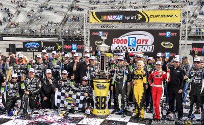 Kasey Kahne in Winner's Circle at Bristol Motor Speedway during NASCAR Sprint Cup Food City 500
