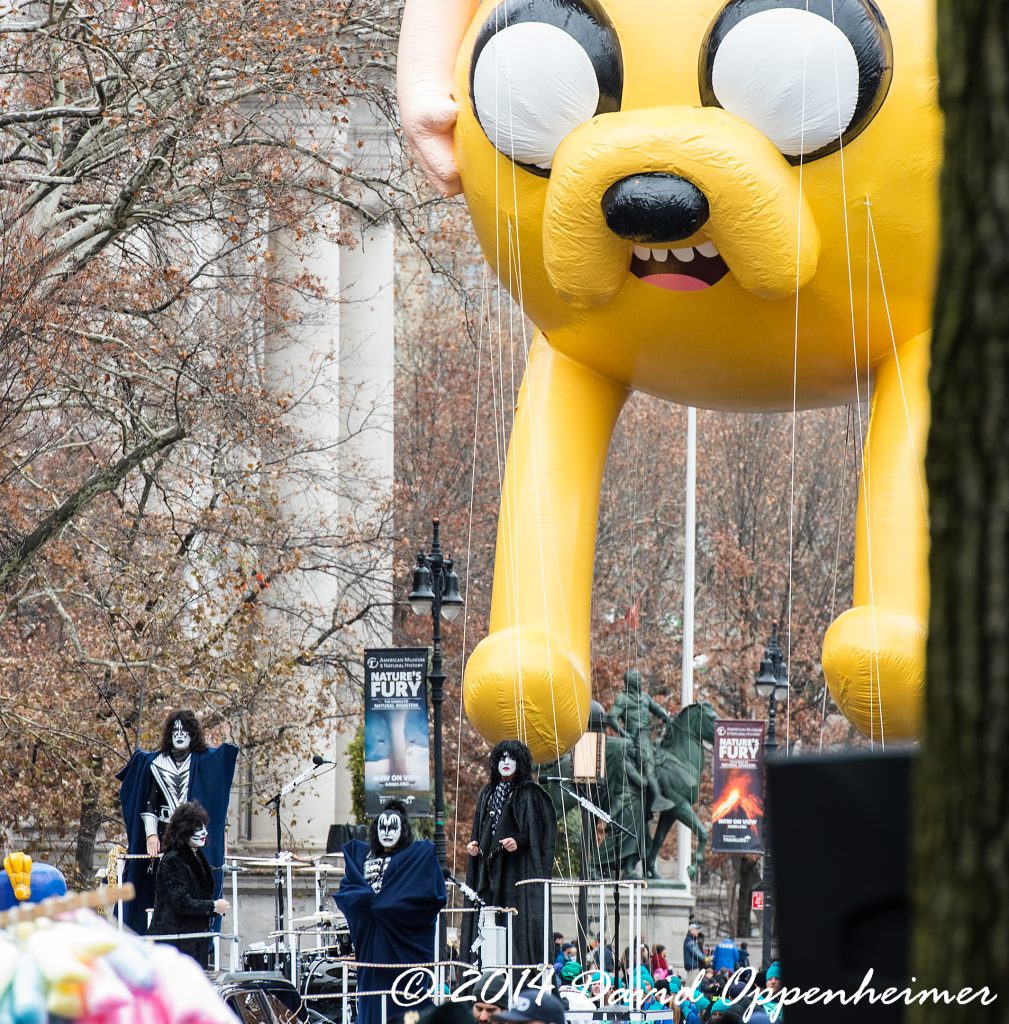 Kiss at Macy’s Thanksgiving Day Parade