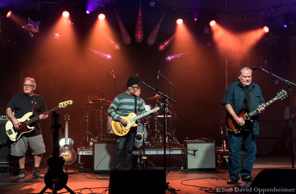 Los Lobos