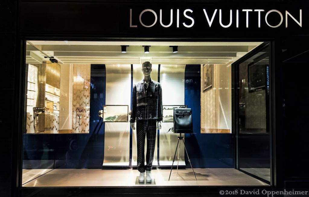 Louis_Vuitton_Macys_San_Francisco_760