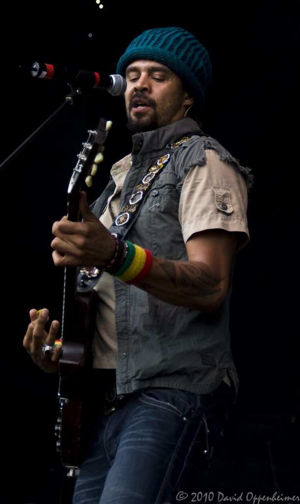 Michael Franti & Spearhead