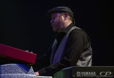 Peter Levin with Gregg Allman Band Peter Levin with Gregg Allman Band