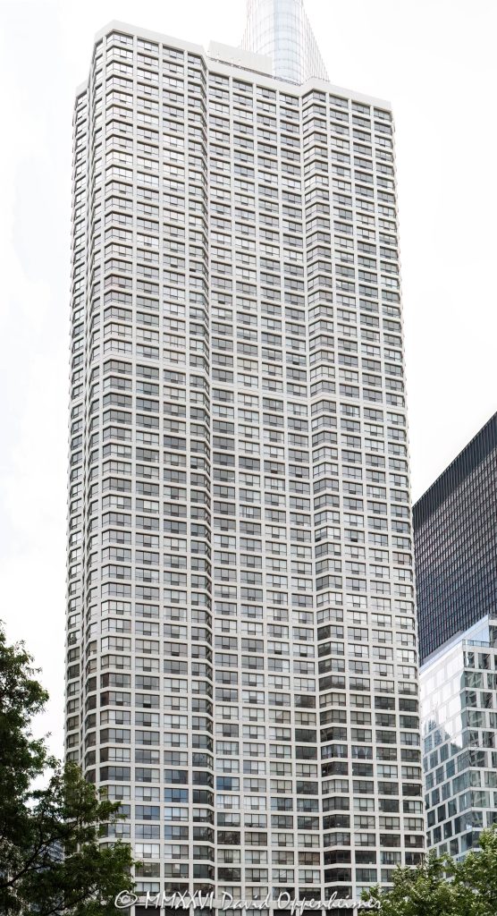 River Plaza and Renelle on the River Chicago