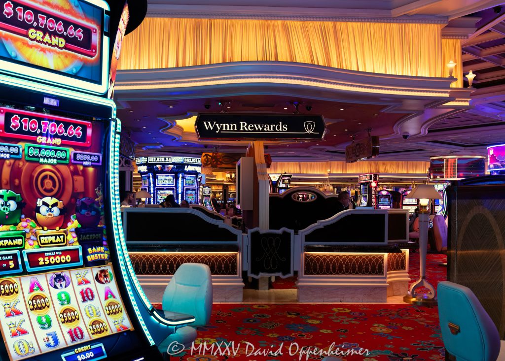 Wynn Rewards Desk on the Casino Floor at Wynn Las Vegas