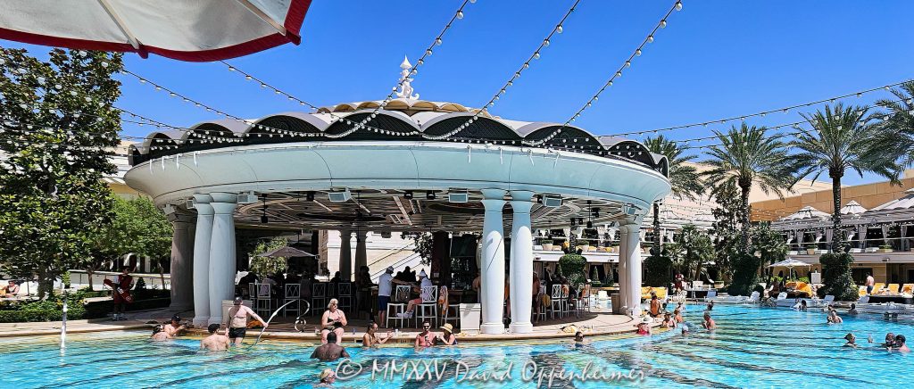 Poolside Bar at The Pool at Wynn Las Vegas Resort and Casino